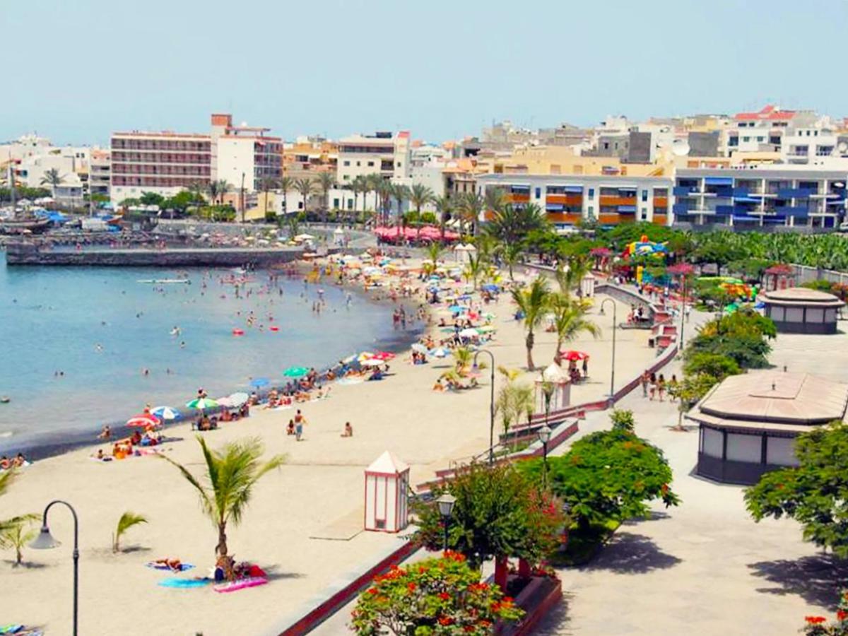 Playa San Juan In The 1St Line From The Beach Kültér fotó